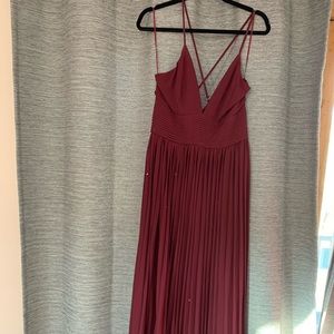 Long dress (tried on only)
